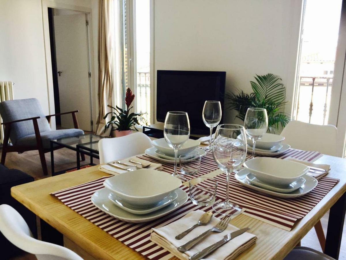 Charming And Bright Apartment Madrid Bagian luar foto