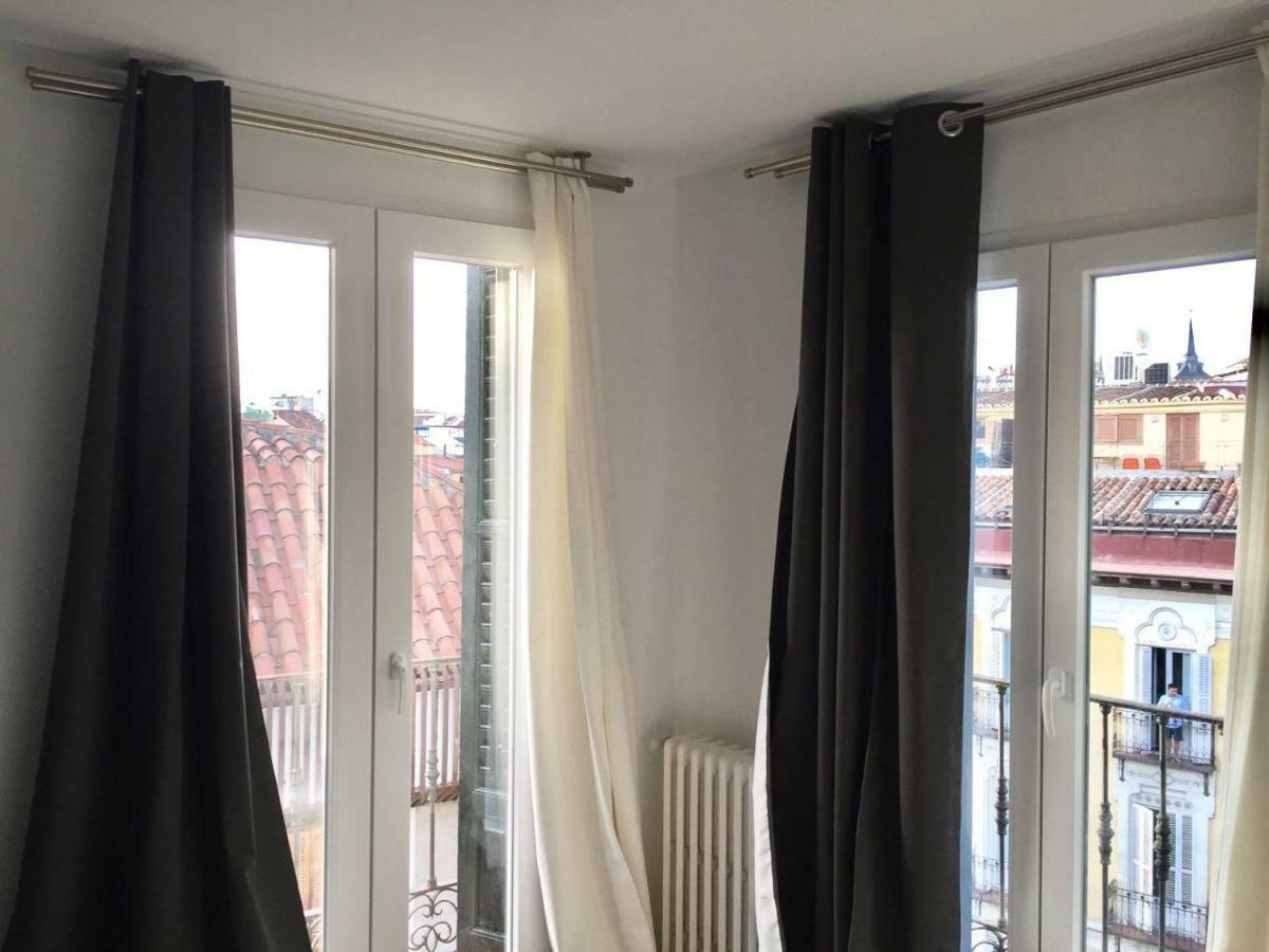 Charming And Bright Apartment Madrid Bagian luar foto